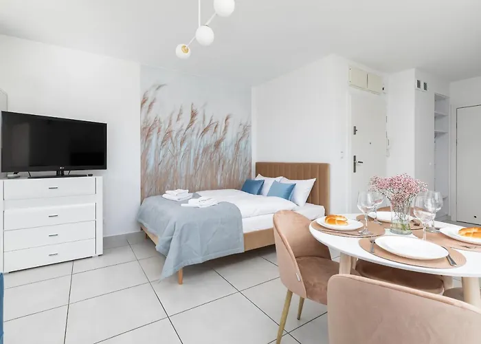 Apartment Seaside Kasprowicza 14 *