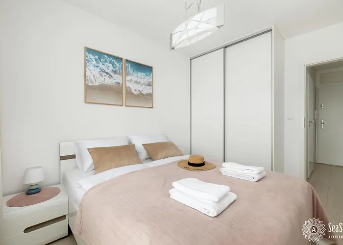 Seaside Kasprowicza 14 *